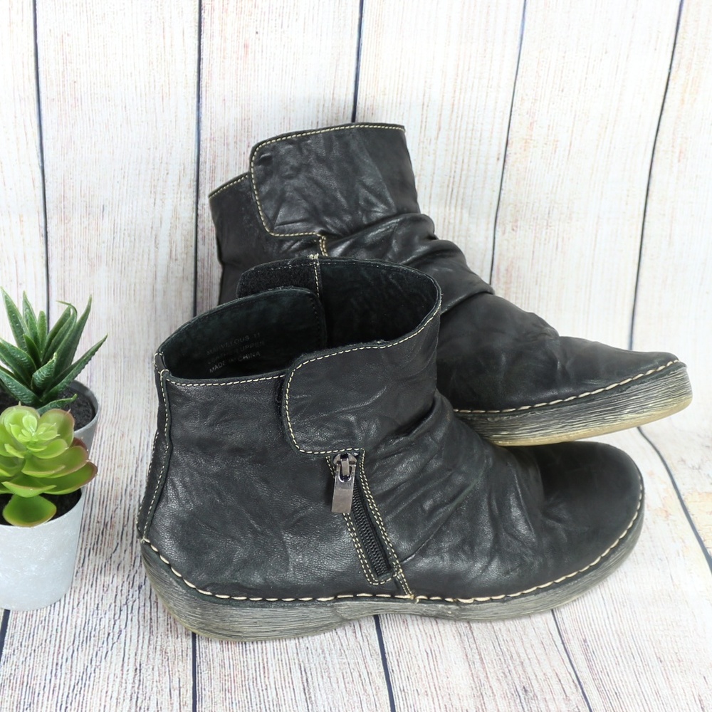 Corky's Marvelous Slouch Boot